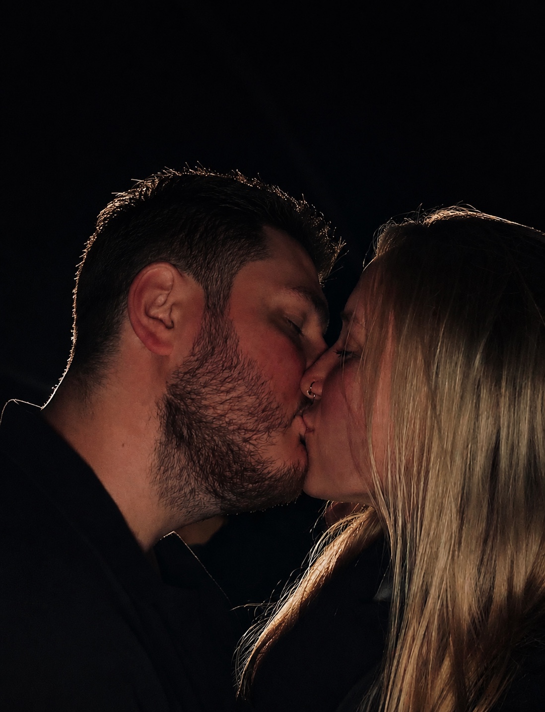 Unser gemeinsames Foto: ein liebevoller Kuss.
